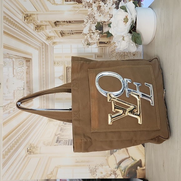 Louis Vuitton Handbags - AUTHENTIC Louis Vuitton Thats Love Tote